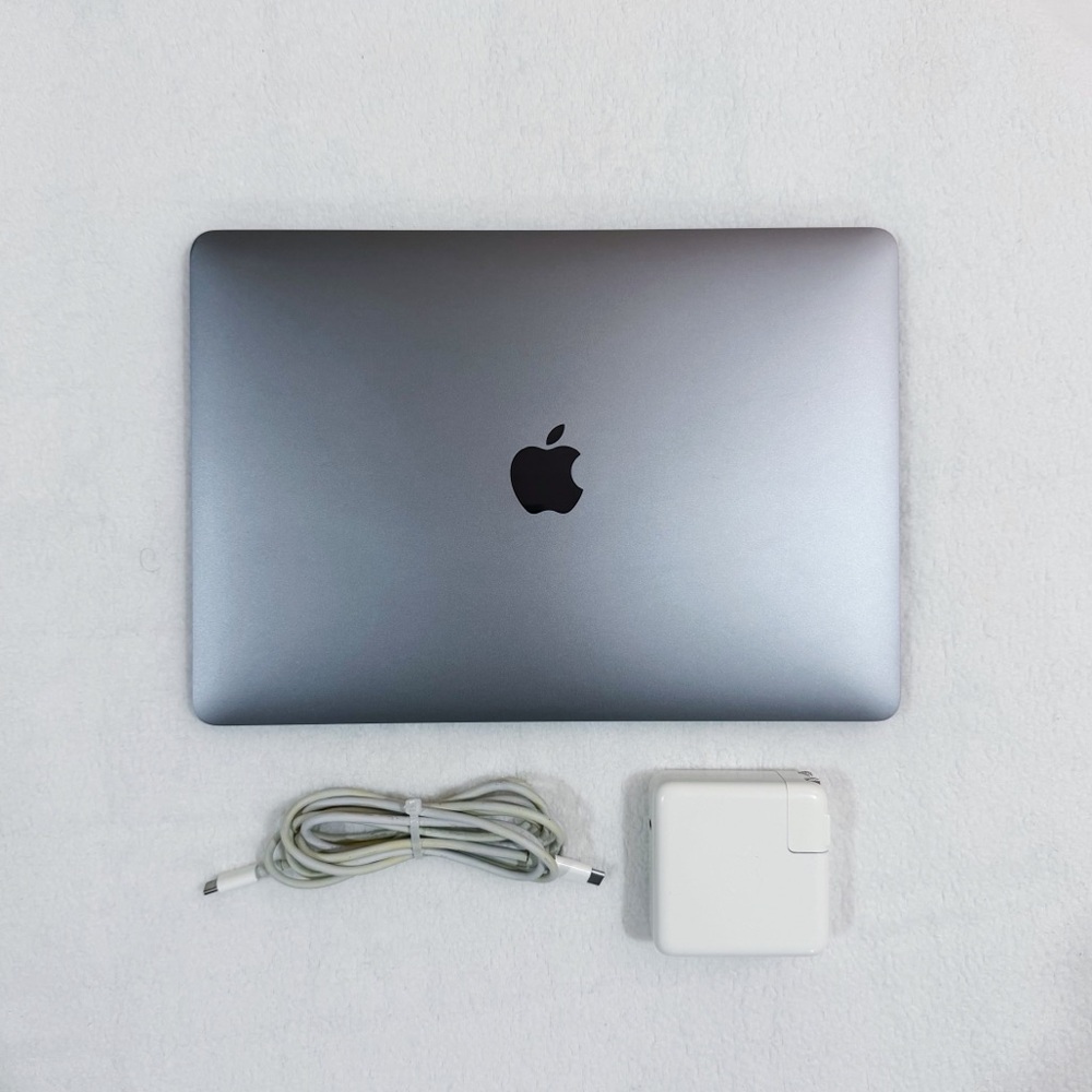 MacBook Pro 13.3” - Late 2016 Space Grey